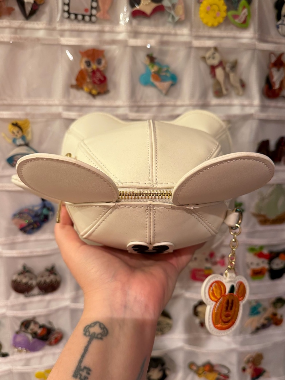 NWOT Stitch Shoppe Mickey Mouse Glow
Ghost Crossbody Bag - Picture 9 of 12